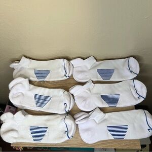 White ankle socks new without tags